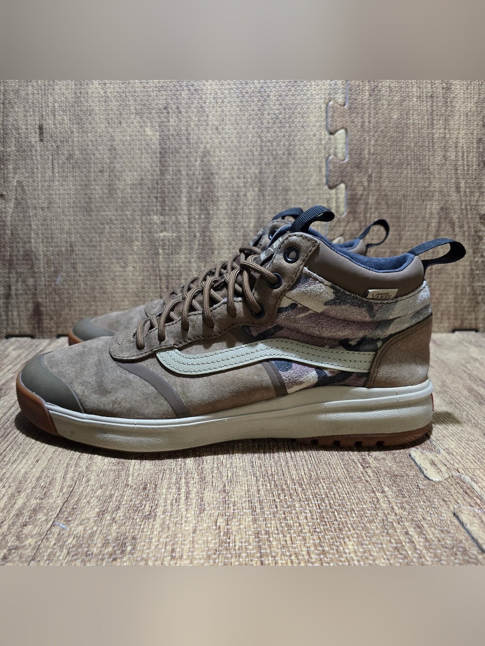 Vans UltraRange EXO Hi MTE-1 Unisex US M9/W10.5 Dark Earth Nomad Camo Sneakers